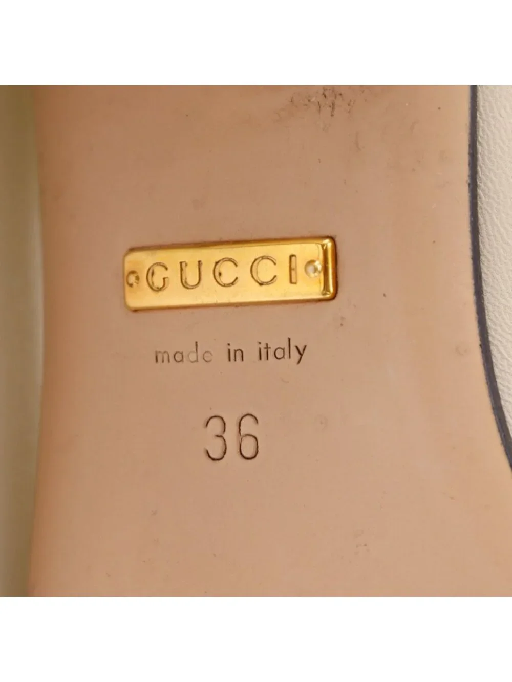 Gucci Sylvie Sherry Line Chain Leather Ivory Pumps Heel